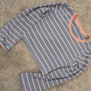 Yidao Long Sleeve Size Medium